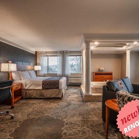 Monte Carlo Inn Barrie Esterno foto